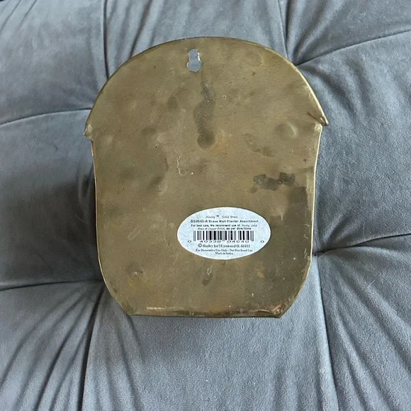 Brass plant holder - Picture 2 of 3